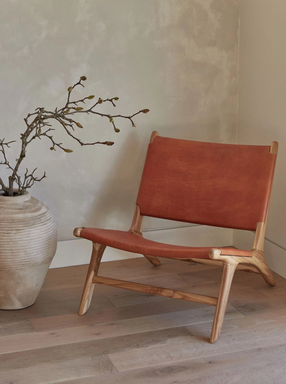 Solis Chair