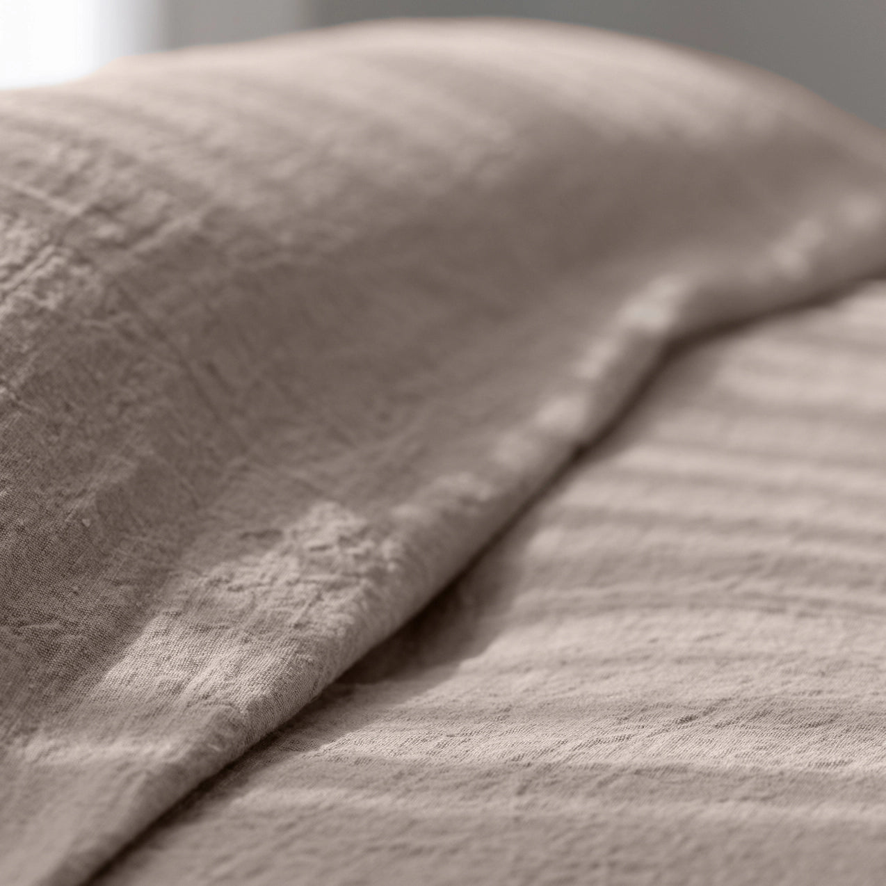 Luca Linen Bed Cover