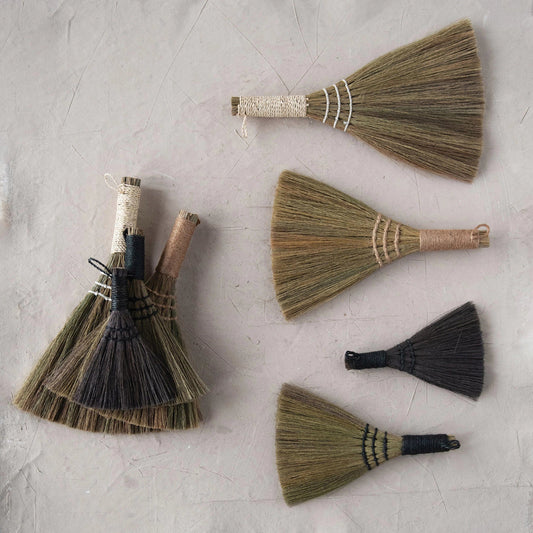 Seagrass Broom Set
