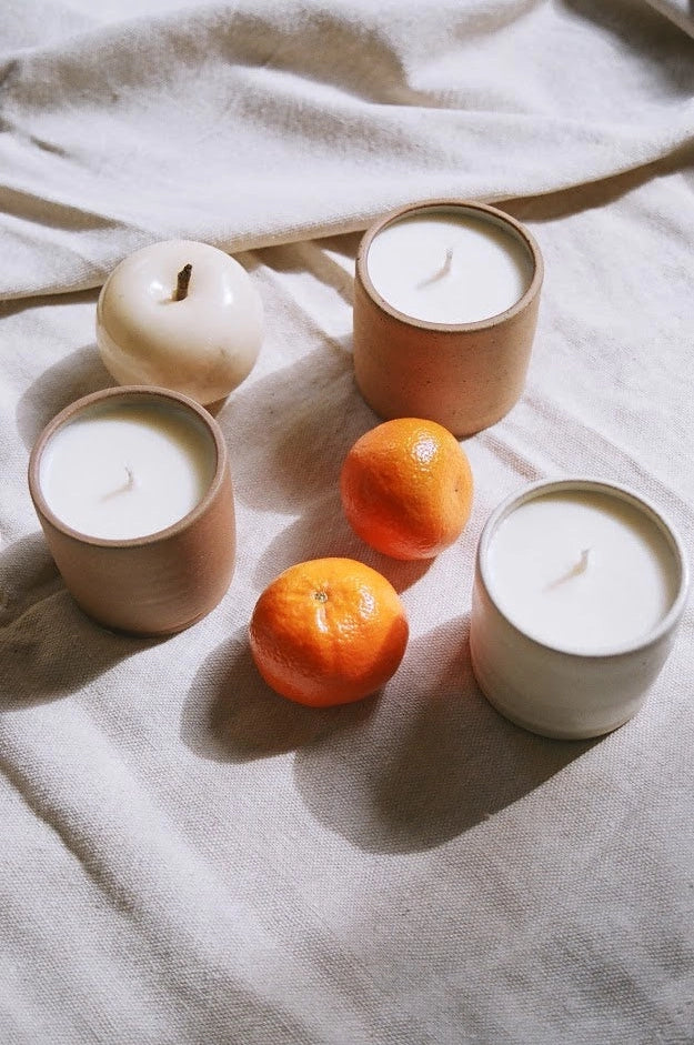Na Nin Off White Ceramic Candle