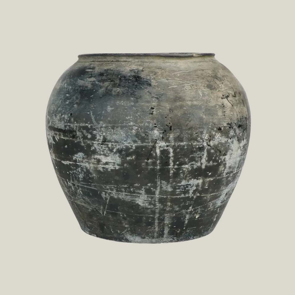 Large Clay Cunmin Vessel