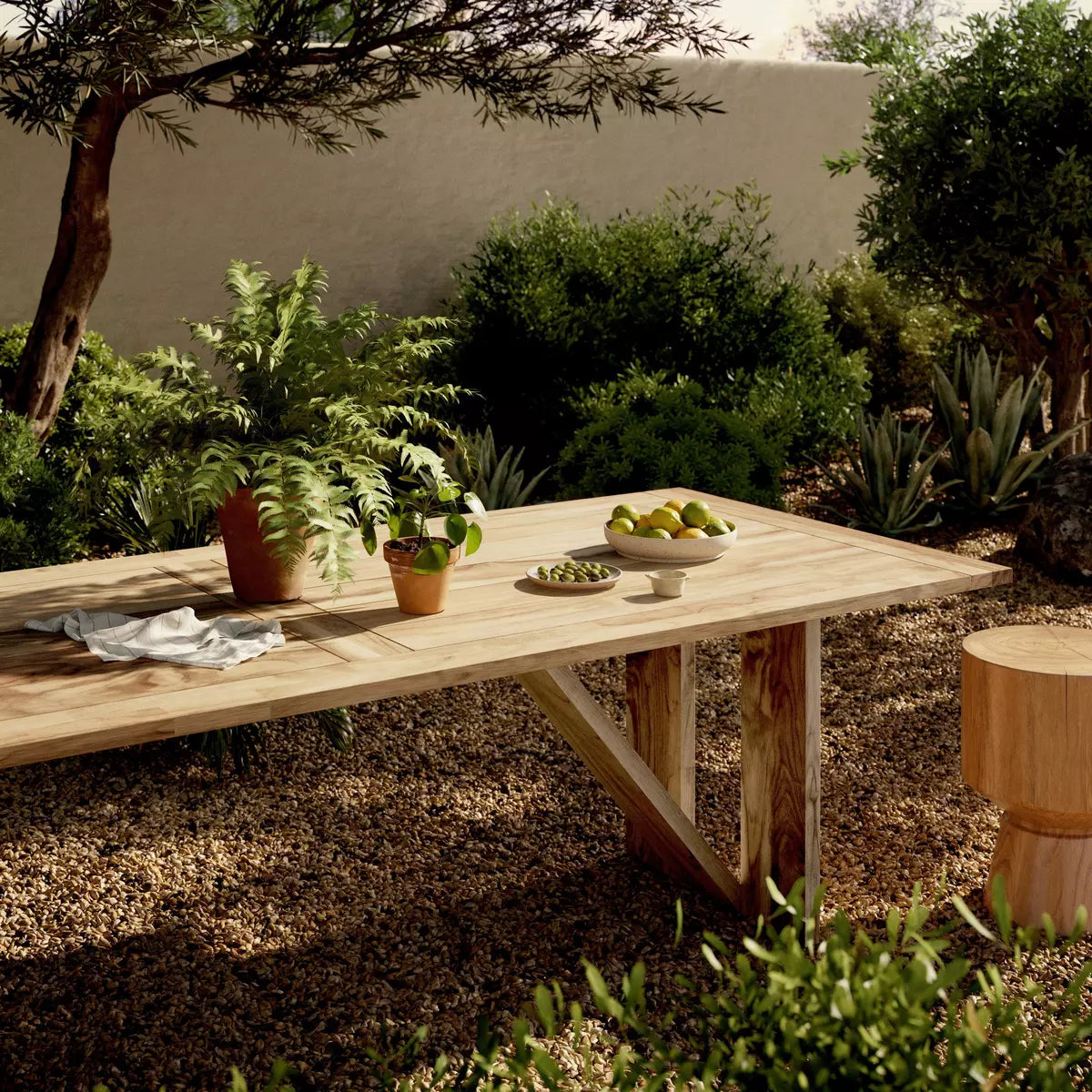 Del Outdoor Dining Table