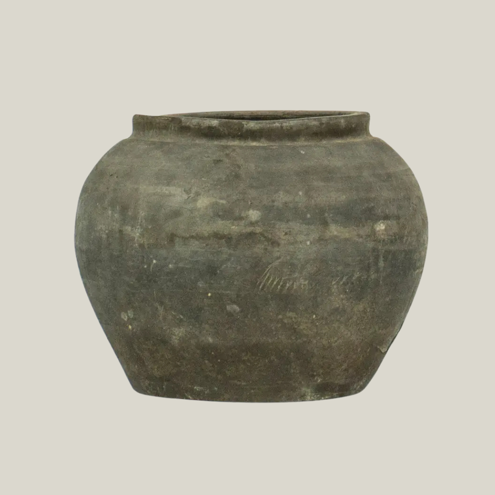 Small Clay Cunmin Vessel