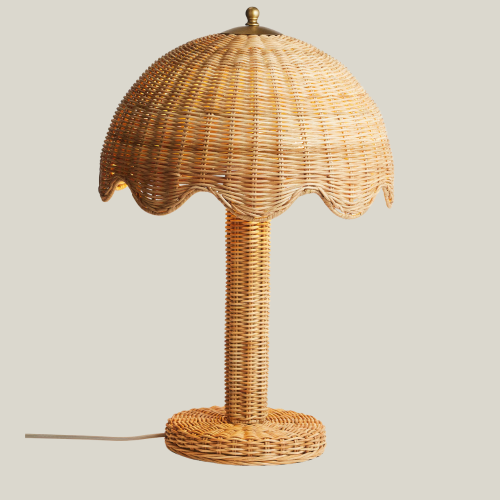 Scalloped Wicker Table Lamp