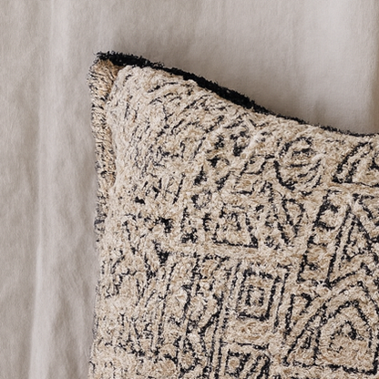 Cariz Pillow - 24"x24"