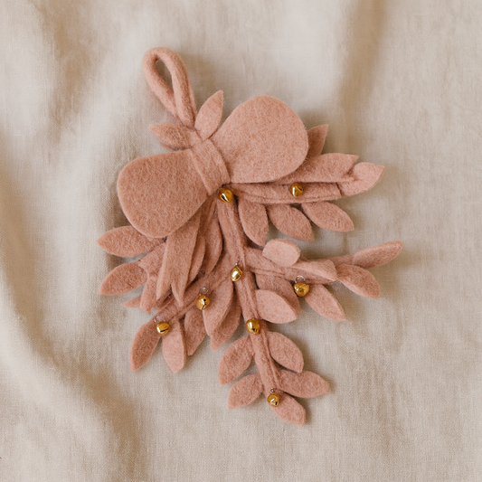 Handmade Wool Felt Leaf Bunch Ornament