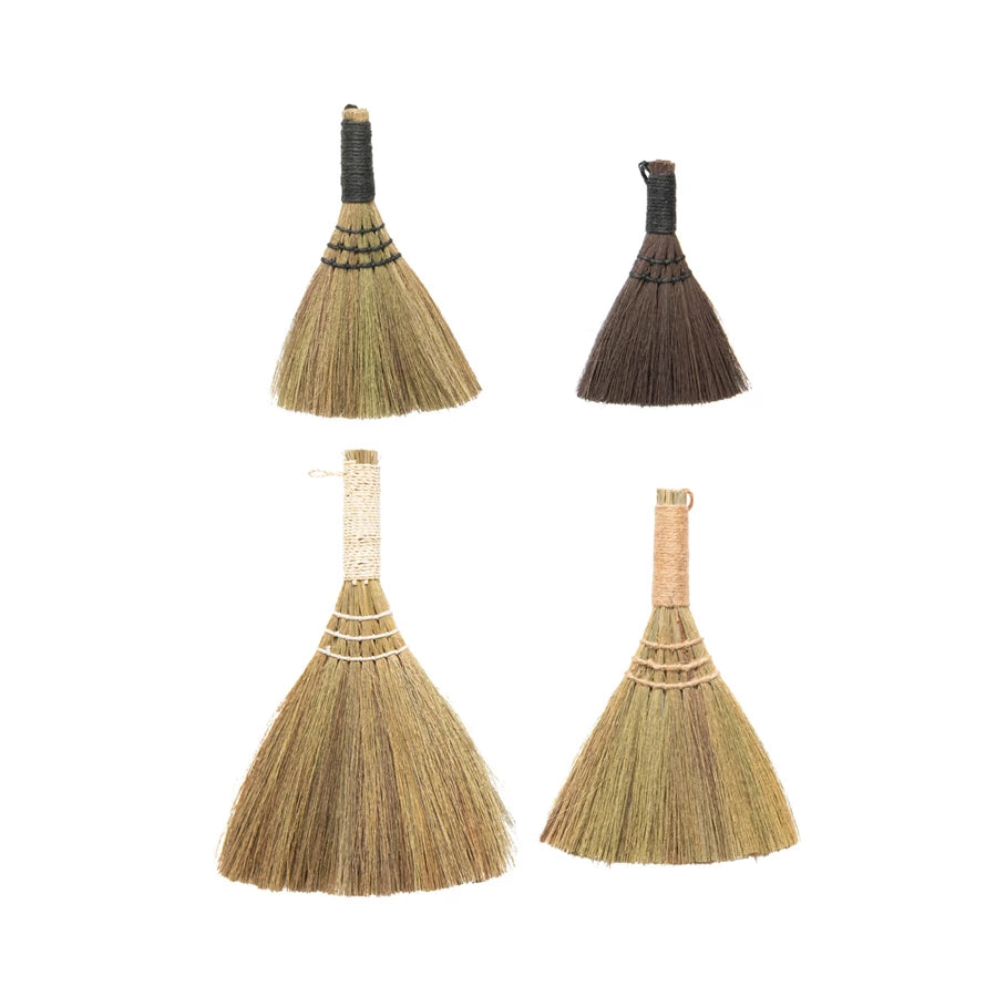 Seagrass Broom Set