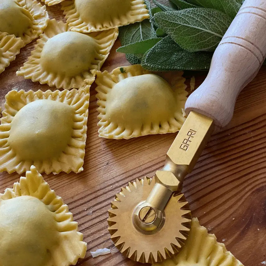 Fluted Wheel Pasta Cutter