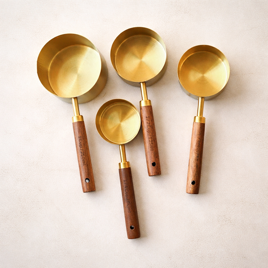 Heirloom Measuring Cup Set