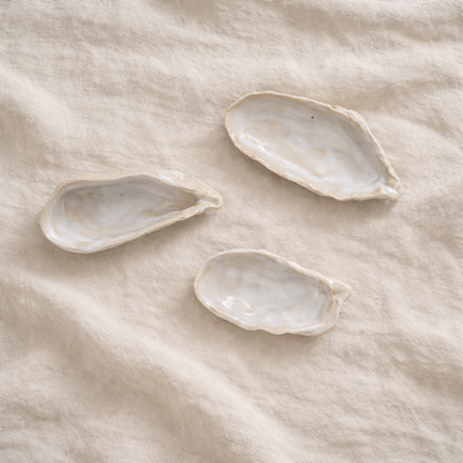 Stoneware Oyster Shell Dish
