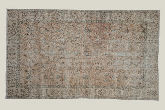 Peach Vintage Sparta Rug - 3'9" x 6'4"