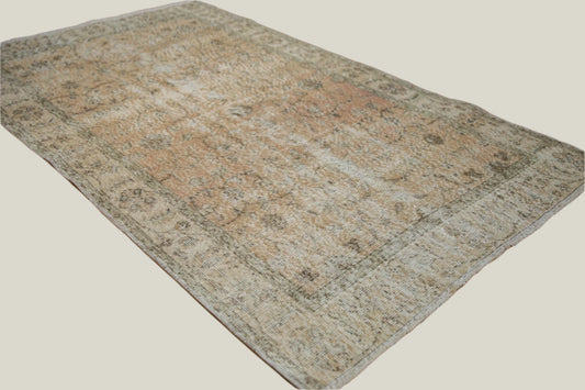 Peach Vintage Sparta Rug - 3'9" x 6'4"